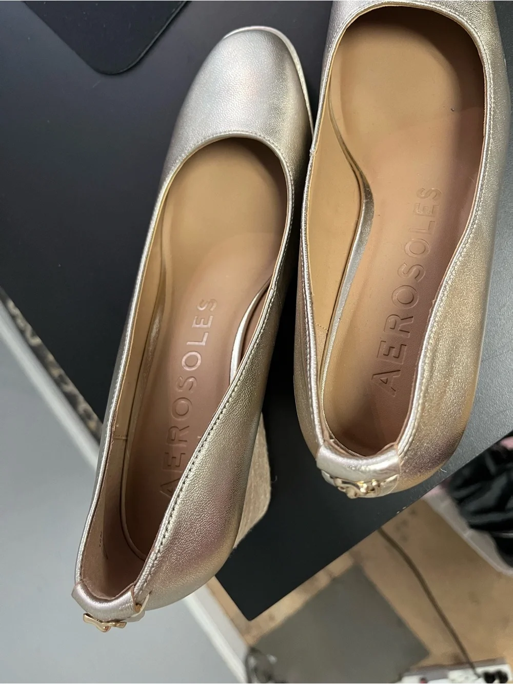 628/ Aeropostale Metallic Silver Wedge Espadrille Pumps - Women's Size 10